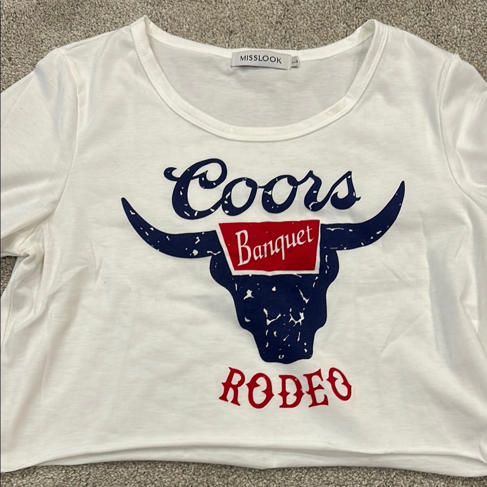 Never worn women’s cropped tee